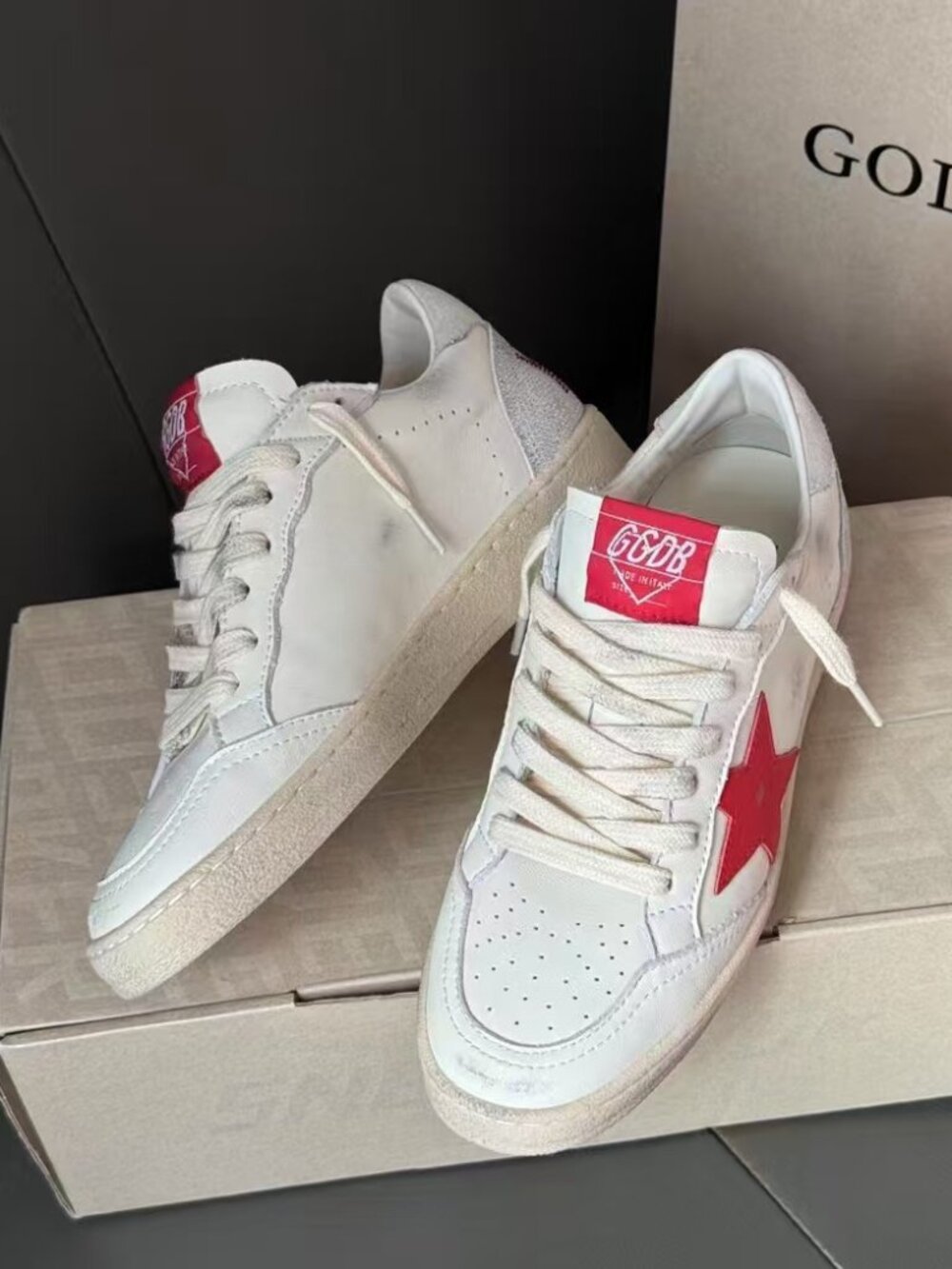 Golden Goose Ball Star Sneakers with Red Star - Picture 4 of 10